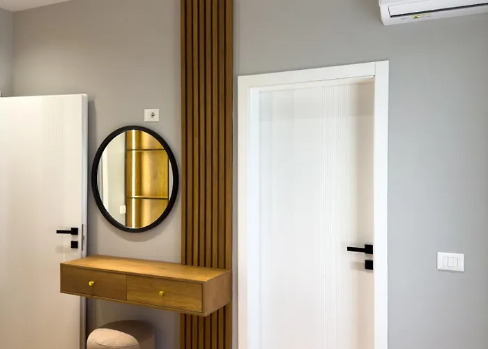 Iliria Sea View Daire *